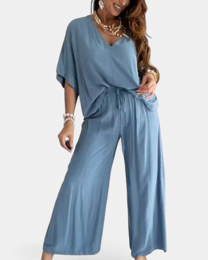 RAJA | Comfy Summer V-Neck and Wide-Leg Co-Ord