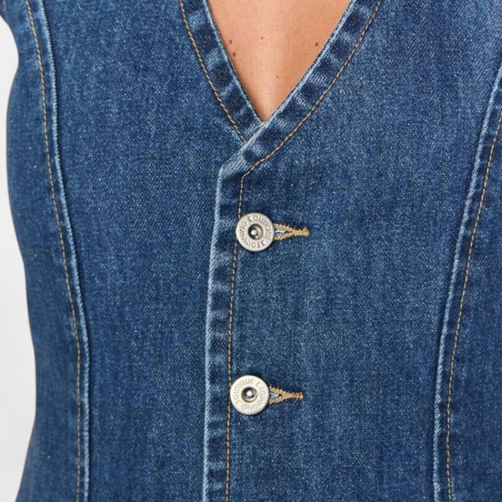 EUNICE | Refined Sleeveless Button Placket Dress