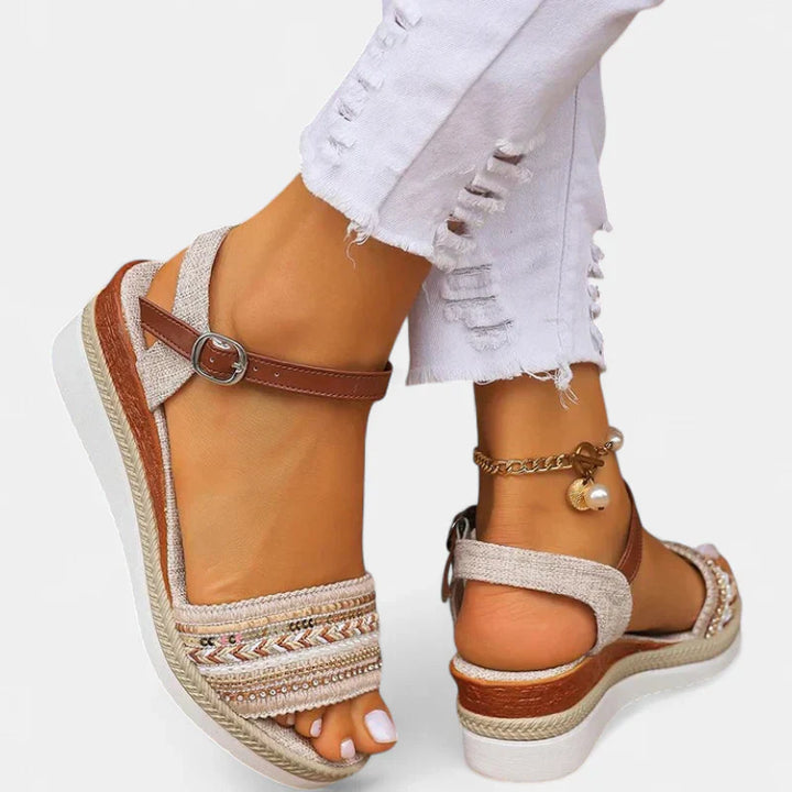 RAELYNN | Chic Comfort Sandals